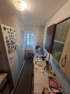 Apartament 3 camere semidecomandat zona Dacia - etaj 2 - foto 5