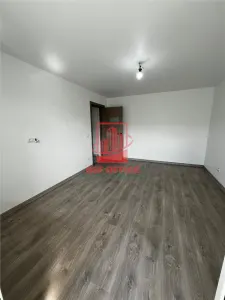 Apartament RENOVAT cu 2 cam Decomandat 2 Balcoane  CENTRU - foto 7