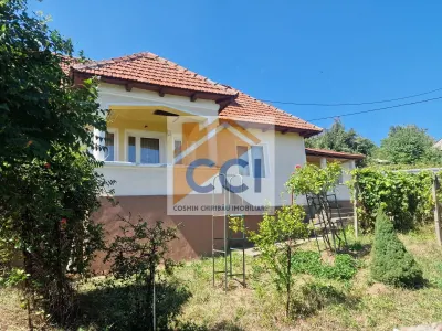 Casa in mediu rural cu teren - foto 2