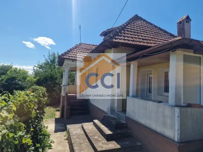 Casa in mediu rural cu teren - foto 12