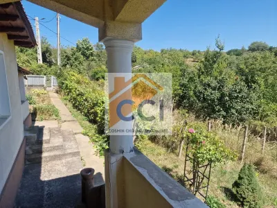 Casa in mediu rural cu teren - foto 19