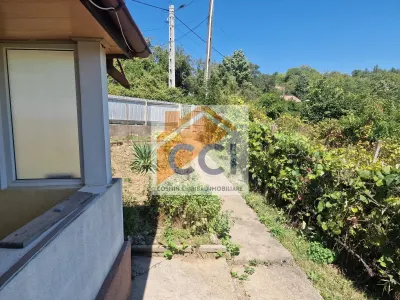 Casa in mediu rural cu teren - foto 25