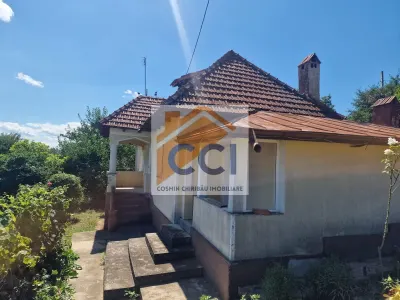 Casa in mediu rural cu teren - foto 4