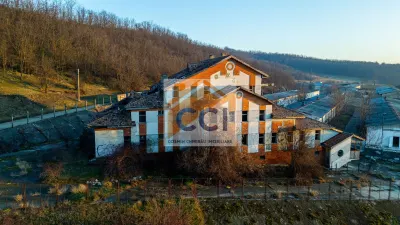 Fosta Ferma a Partidului de la Horgesti - de vanzare - foto 12