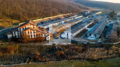 Fosta Ferma a Partidului de la Horgesti - de vanzare - foto 15
