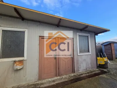 Se oferă spre vânzare / închiriere clădire cu spațiu comercial - foto 21