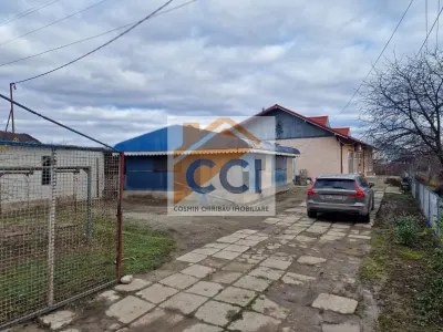 Se oferă spre vânzare / închiriere clădire cu spațiu comercial - foto 22