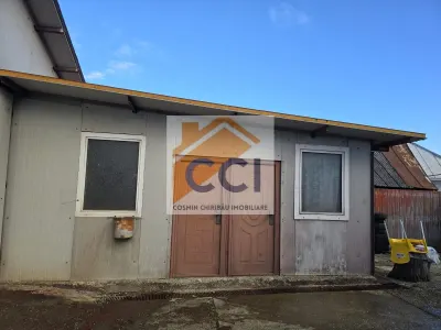 Se oferă spre vânzare / închiriere clădire cu spațiu comercial - foto 4