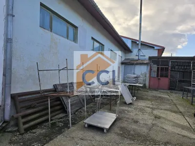 Se oferă spre vânzare / închiriere clădire cu spațiu comercial - foto 5