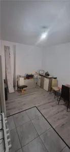 Decomandat 2 Camere / Curte Comuna cu Loc de Parcare / Zona Traian - foto 9