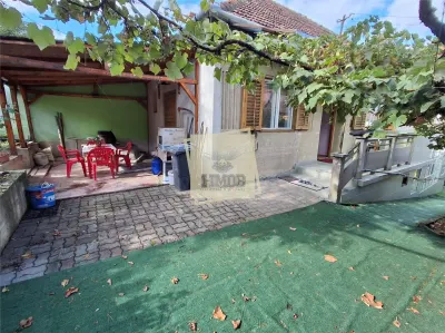 Casa cu 3 camere terasa si teren de 488 mp zona Parcul Sub Arini - foto 2