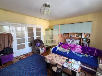 Casa cu 3 camere terasa si teren de 488 mp zona Parcul Sub Arini - foto 8