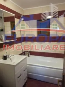 Apartament 3 camere de vanzare zona E3- Tulcea - foto 6