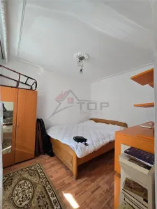 Alexandru - Olimp, 2 camere model cu geam la baie, liber - foto 2