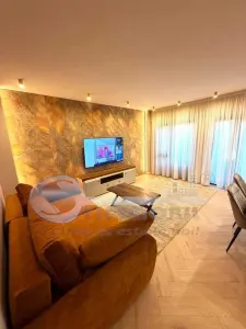 Apartament LUX Copou 2 camere cu loc de parcare, la PRIMA INCHIRIERE - foto 3