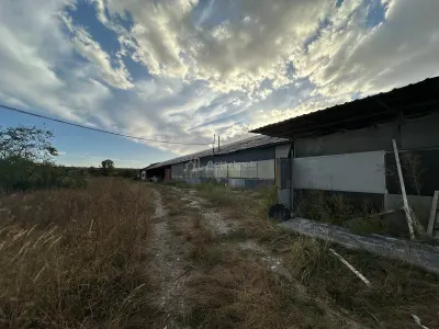BERZOVIA, OPORTUNITATE SAU INVESTITIE.!!!..Teren cu 4 Hale, la Drumul National - foto 17
