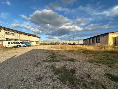 BERZOVIA, OPORTUNITATE SAU INVESTITIE.!!!..Teren cu 4 Hale, la Drumul National - foto 10
