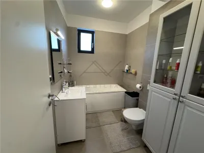 Vila De Vanzare Cartierul Latin- Prelungirea Ghencea - foto 10