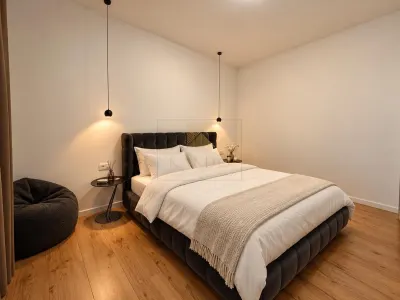 APARTAMENT TIP PENTHOUSE | 3 CAMERE + TERASA SPECTACULOASA DE 50 MP - foto 8