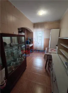 Camera de inchiriat in Apartament cu 3 camere decomandat cu 2 bai - foto 5