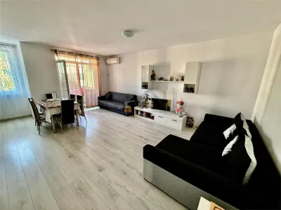 Apartament 3 camere, Et.1,  67 mp +2 locuri de parcare - Zona Dumbravita - Dumbravita
