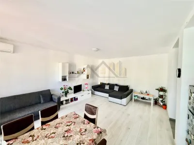 Apartament 3 camere, Et.1,  67 mp +2 locuri de parcare - Zona Dumbravita - foto 3