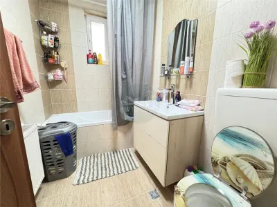 Apartament 3 camere 2 bai 2 balcoane in Selimbar - foto 15