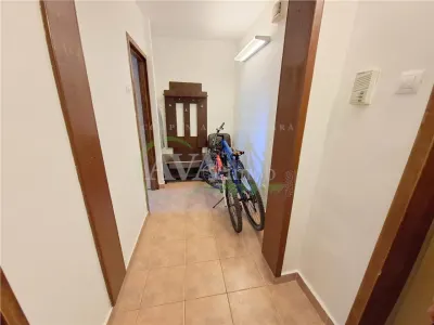 Garsoniera, parter, zona Energiei - complet mobilata si utilata - foto 7