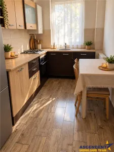 Apartament 2 camere decomandat, etaj2,  Tractorul, Brasov - Brasov