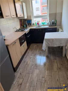 Apartament 2 camere decomandat, etaj2,  Tractorul, Brasov - foto 6