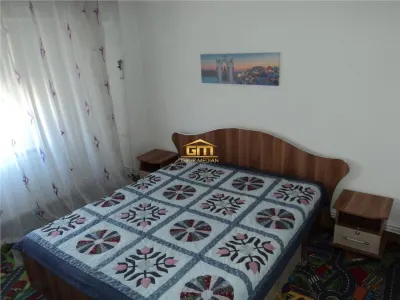 Apartament 2 camere, etaj 4, cu centrala proprie - foto 2