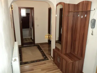 Apartament 2 camere, etaj 4, cu centrala proprie - foto 7