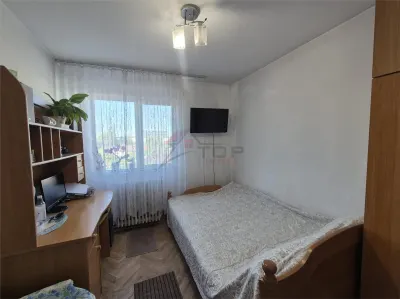 Apartament 2 camere decomandat, Podu Ros - BD. Nicolae Iorga - foto 3