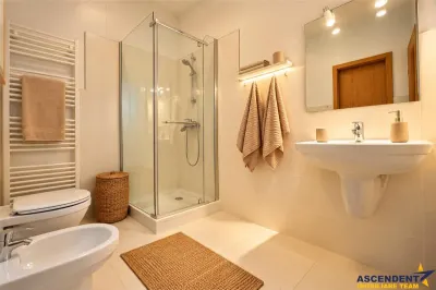 Casa cu 3 apartamente independente, locatie premium, aria Biserica Neagra, Centru Istoric, Brasov - foto 5
