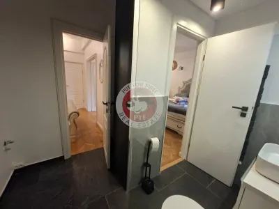Biserica Italiana | 5 camere | Centrala Proprie | RS 1 | | B13215 - foto 24