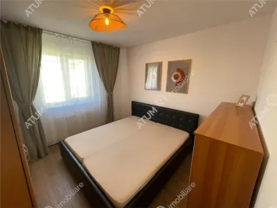 De inchiriat apartament cu 3 camere decomandate si balcon inchis in zona Strand din Sibiu - foto 4