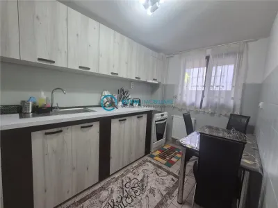 Royal Imobiliare - Inchiriere Casa P+1 zona Cina - foto 11