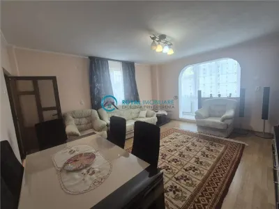 Royal Imobiliare - Inchiriere Casa P+1 zona Cina - foto 3