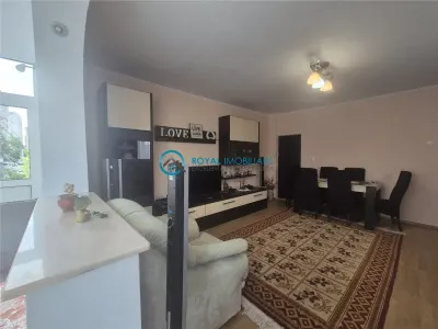 Royal Imobiliare - Inchiriere Casa P+1 zona Cina - foto 4