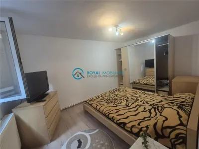 Royal Imobiliare - Inchiriere Casa P+1 zona Cina - foto 7