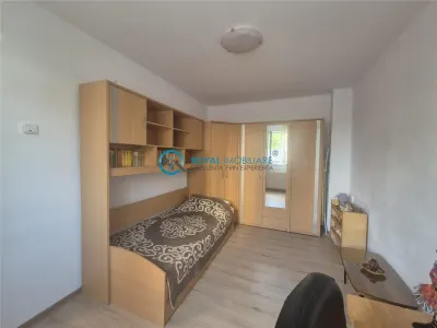 Royal Imobiliare - Inchiriere Casa P+1 zona Cina - foto 9