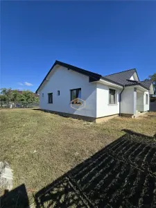 Casa noua semifinisata | Teren 550 mp | 4 camere - 3 bai - foto 25