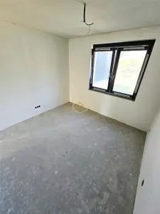 Casa noua semifinisata | Teren 550 mp | 4 camere - 3 bai - foto 4