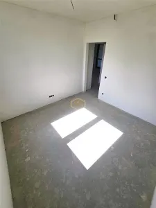 Casa noua semifinisata | Teren 550 mp | 4 camere - 3 bai - foto 7