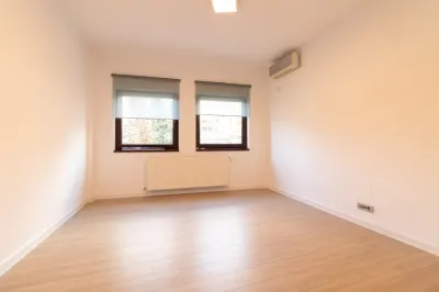 Piata Victoriei | 8 camere | Vila individuala - foto 15