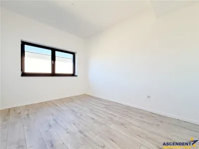 Spatiul unei case tip duplex, confortul unui camin modern, Sfantu Gheorghe, Jokai Mor - foto 11