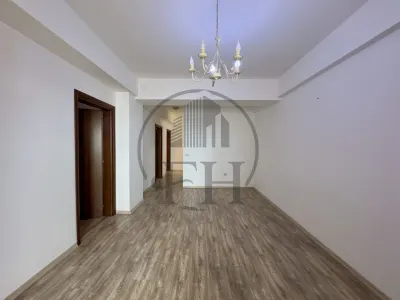 Apartament 3 camere de vanzare Mamaia, zona Summerland - foto 2