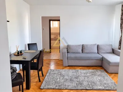 Apartament Ultracentral de inchiriat etaj 3 în apropiere de Primaria Baia Mare - foto 4