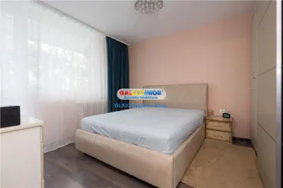 Vanzare apartament 3 camere TITAN (str Fetesti) decomandat, metrou - Bucuresti