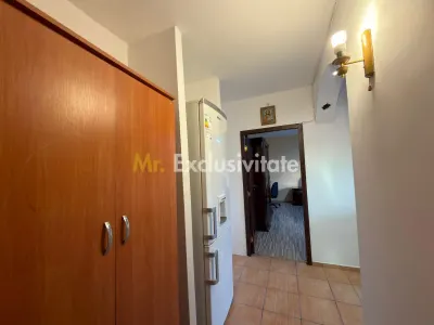 Garsonieră spațioasă de închiriat în Mioveni – zona Robea - foto 7